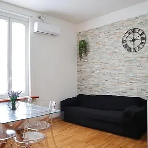 Cenisio Relax House Appartamento